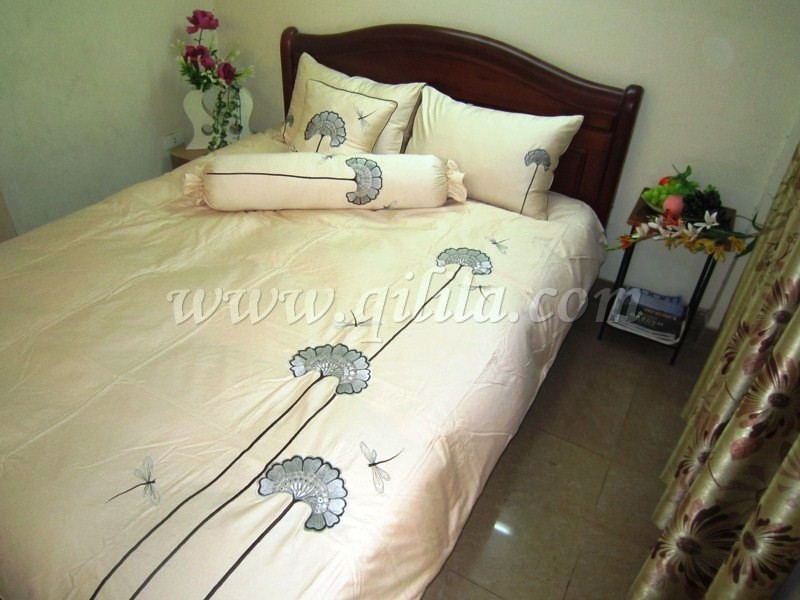 Embroidery Bed Set 8