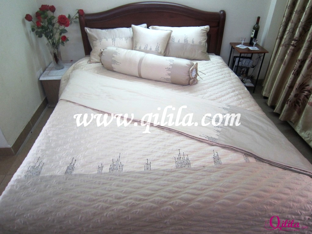 Embroidery bed set 14